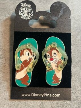 Disney Chip & Dale Flip Flops 2-Pin Set